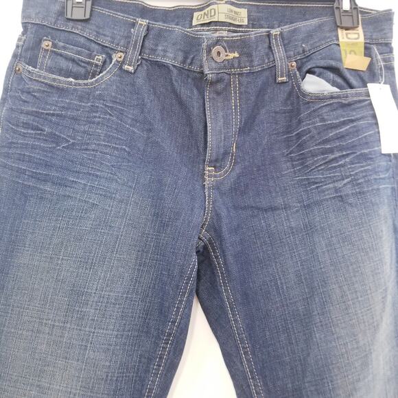 Old Navy Low Waist Straight Leg Relaxed Jeans - Picture 8 of 11